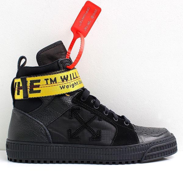 オフ ホワイト 東京 偽物 スニーカー OFF WHITE HIGH TOP SNEAKERS 芸能人