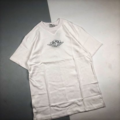 ナイキ・ディオールのTシャツ、ディオールとエアジョーダンのコラボレーション 2021年春夏コレクション 形式番号: 20111303