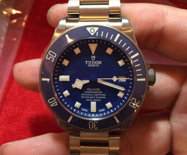 チュードル TUDOR ペラゴス 25600TB