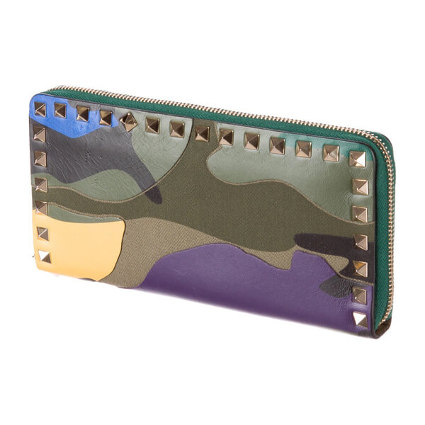 2018新作 ヴァレンティノスーパーコピー 【ヴァレンティノ】ヴァレンティノ ROCKSTUD CAMOFLAUGE WALLET 財布