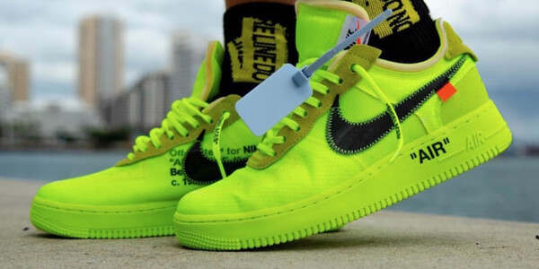 入手困難品！OFF WHITE ナイキ エアフォース1 偽物☆超限定♪ Air Force 1 Low スニーカー