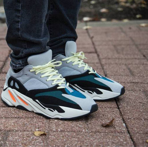 アディダスYeezy Boost 700 コピーWave Runner イージー ウェーブランナー B75571